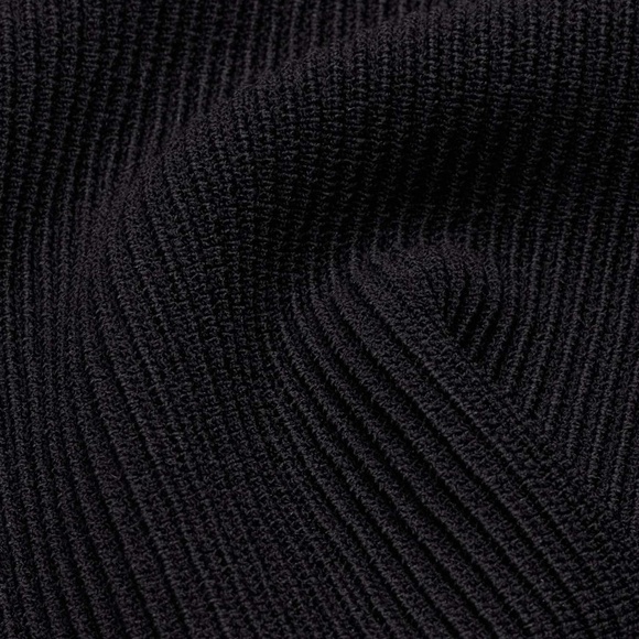 Aritzia Babaton⎜SCULPT KNIT SQUARENECK CROPPED TANK⎜BLACK - Picture 6 of 14